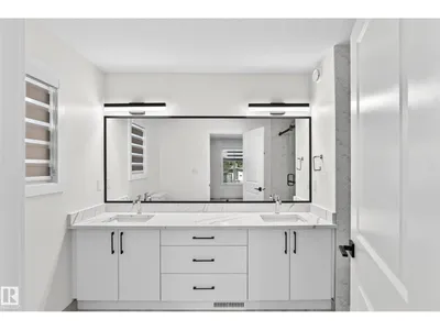 12411 86 ST NW photo 31