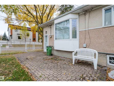 9303 86 ST NW photo 21