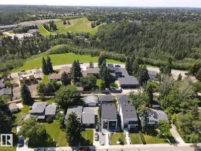 12631 52 AV NW photo 70