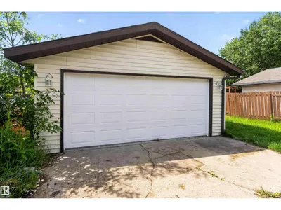 17132 96 ST NW photo 33