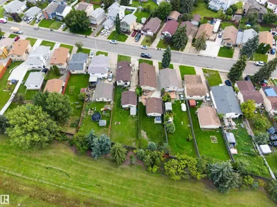 17132 96 ST NW photo 40