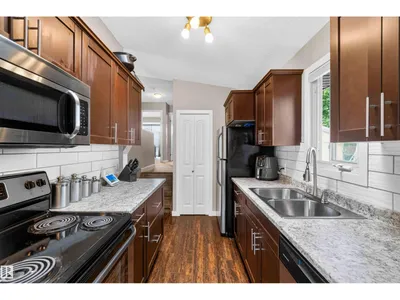 17132 96 ST NW photo 8