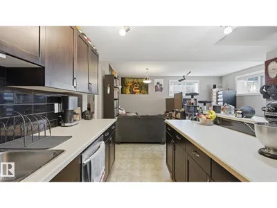 6035 4 AV SW photo 46