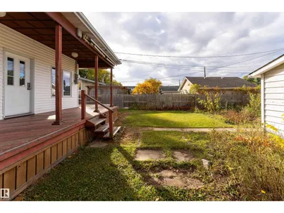 10640 79 ST NW photo 39