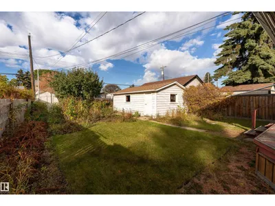 10640 79 ST NW photo 45