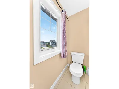 2923 16 ST NW NW photo 40