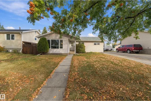 59 ROSEWOOD DR photo 3