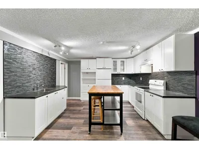 59 ROSEWOOD DR photo 33