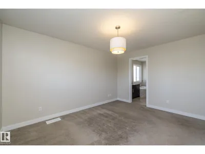 17316 5 AV SW photo 29