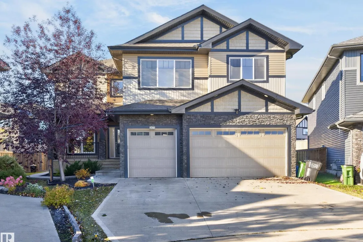2433 ASHCRAFT CR SW exterior