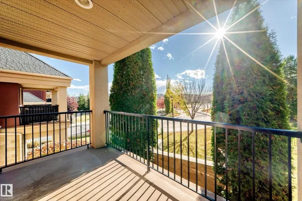 #207 500 PALISADES WY photo 2