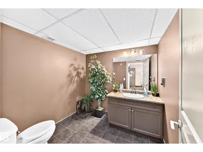 #207 500 PALISADES WY photo 48