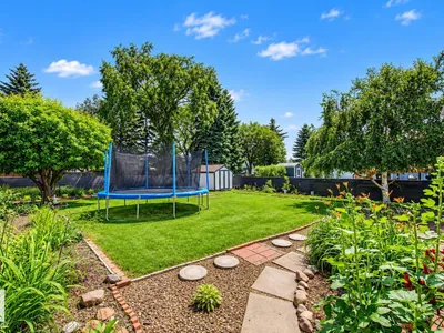 2911 83 ST NW photo 40