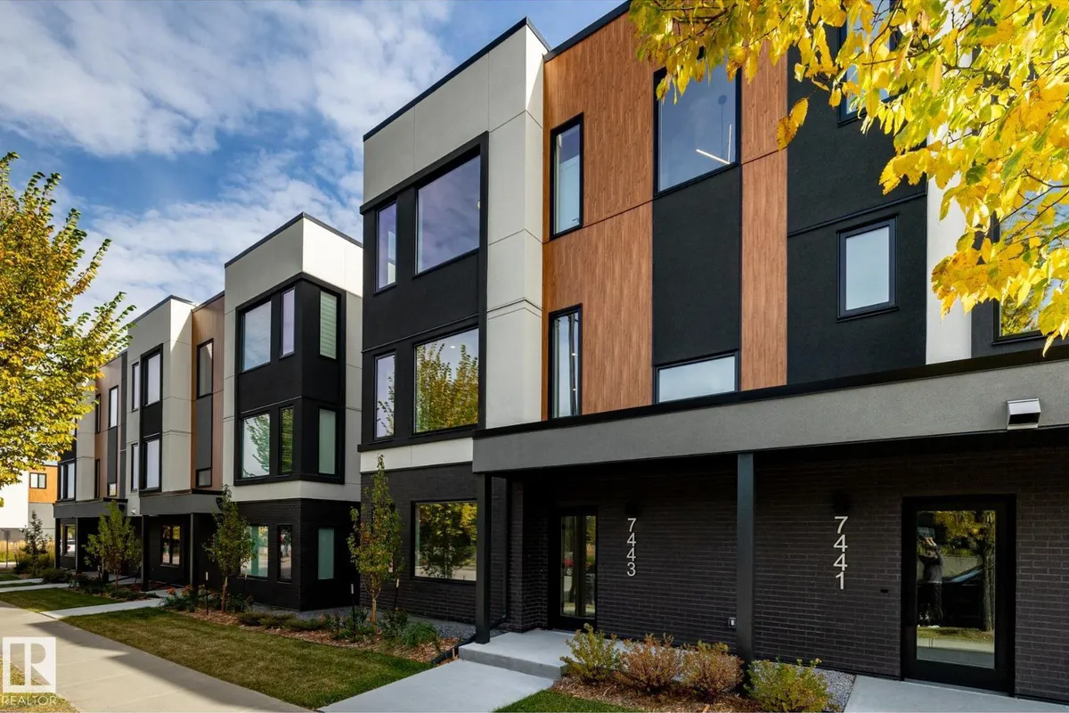 7443 May Common NW NW exterior