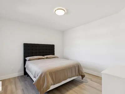 9751 223 ST NW photo 51