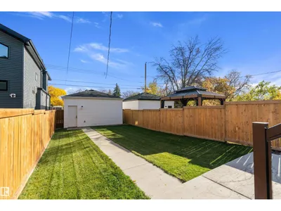 9727 153 ST NW photo 36