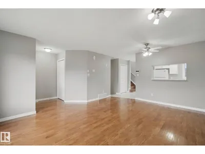 3104 32 AV NW photo 14