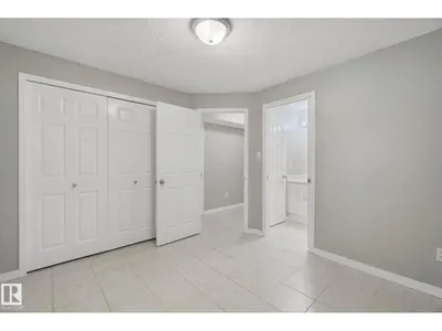 3104 32 AV NW photo 37