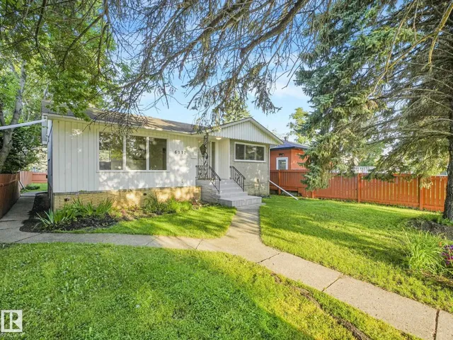 6112 105A ST NW, Edmonton