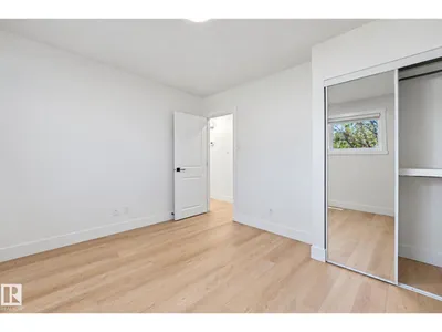 16507 91 AV NW photo 20