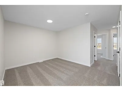 5308 Hawthorn Close SW photo 21
