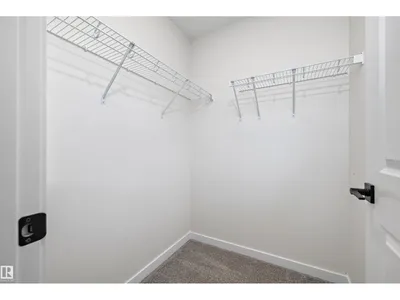 708 22 ST SW photo 34