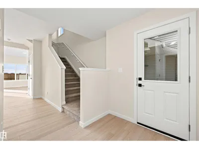 708 22 ST SW photo 4