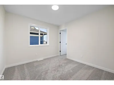 708 22 ST SW photo 24