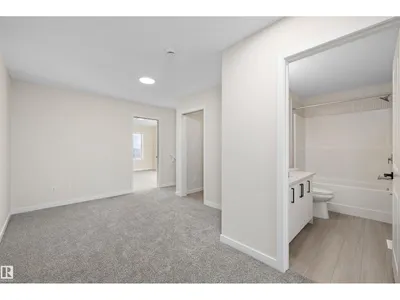 708 22 ST SW photo 21