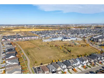 23011 96 AV NW photo 24
