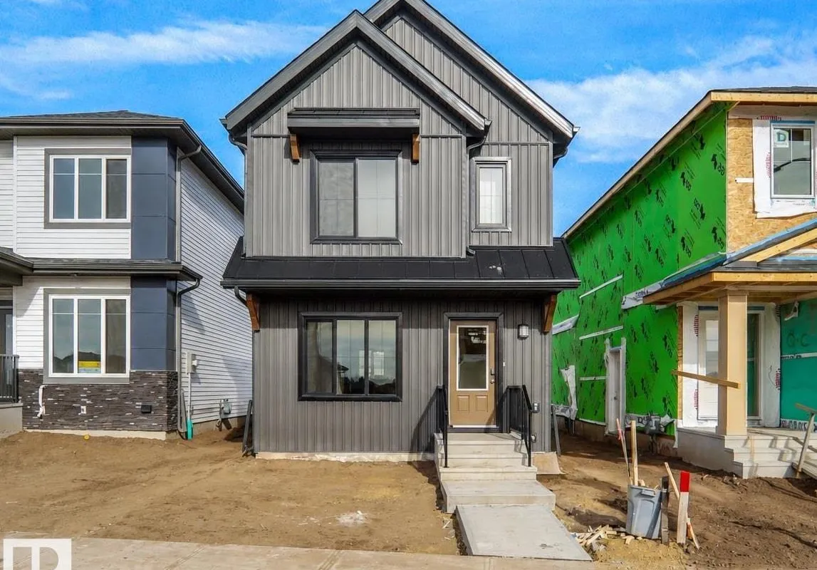 82 Juniper WD exterior