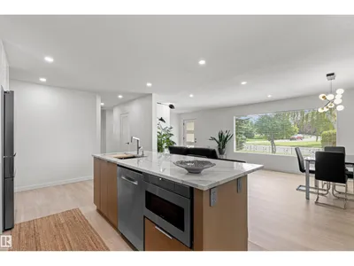 4704 106A AV NW photo 11