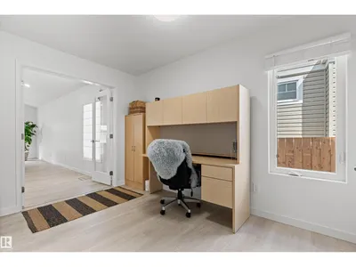 4704 106A AV NW photo 29