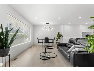 4704 106A AV NW photo 20