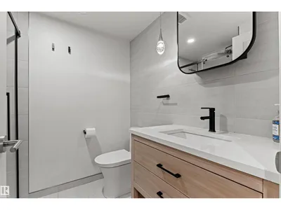 4704 106A AV NW photo 50
