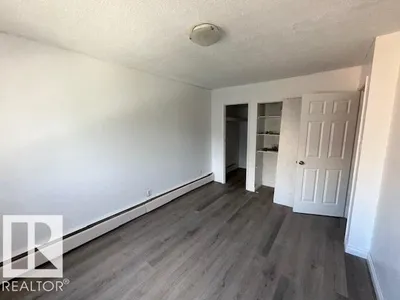 #512 2908 116A AV NW photo 10