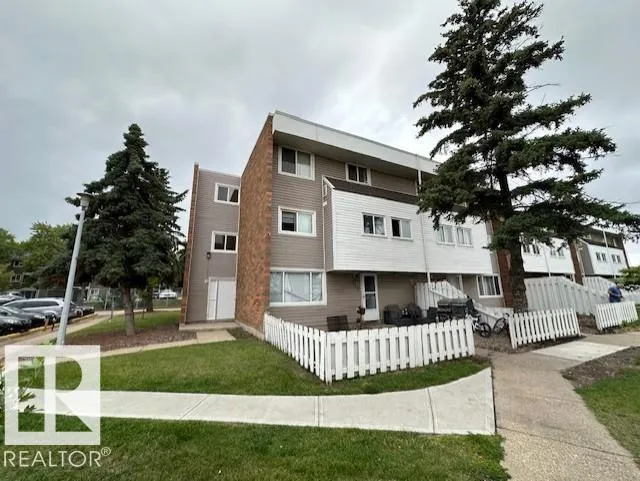 #512 2908 116A AV NW exterior