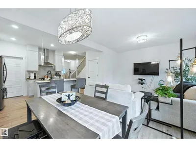 16603 31 AV SW photo 7