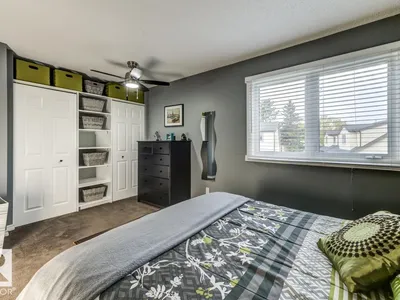 4619 35 AV NW photo 30