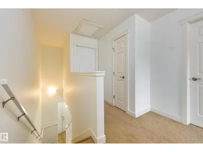 101 SANDSTONE ES photo 18