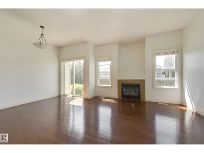 101 SANDSTONE ES photo 7