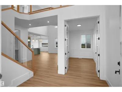 142 EDGEWATER CI photo 5