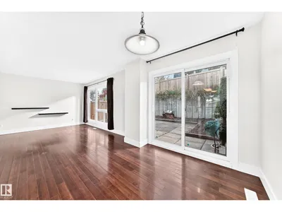 246 Grandin VG photo 13