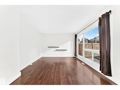 246 Grandin VG photo 19