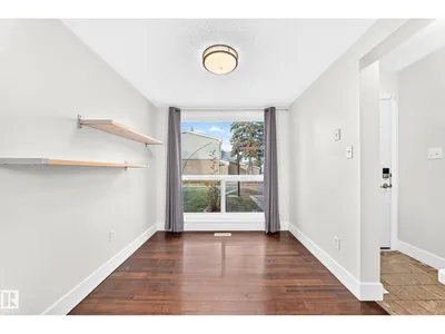 246 Grandin VG photo 23