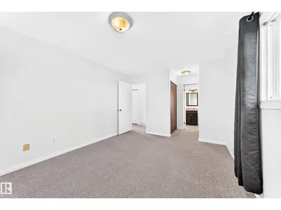 246 Grandin VG photo 32