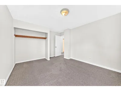 246 Grandin VG photo 39
