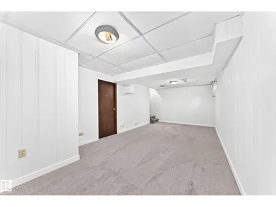 246 Grandin VG photo 47