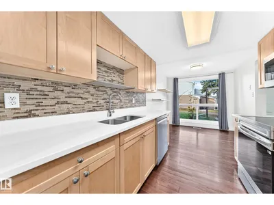 246 Grandin VG photo 7