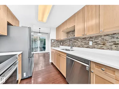 246 Grandin VG photo 8